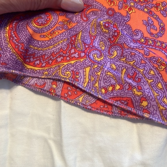 Gorgeous color + fit Drop shoulder blouson style sleeves gathered neckline - Picture 4 of 5